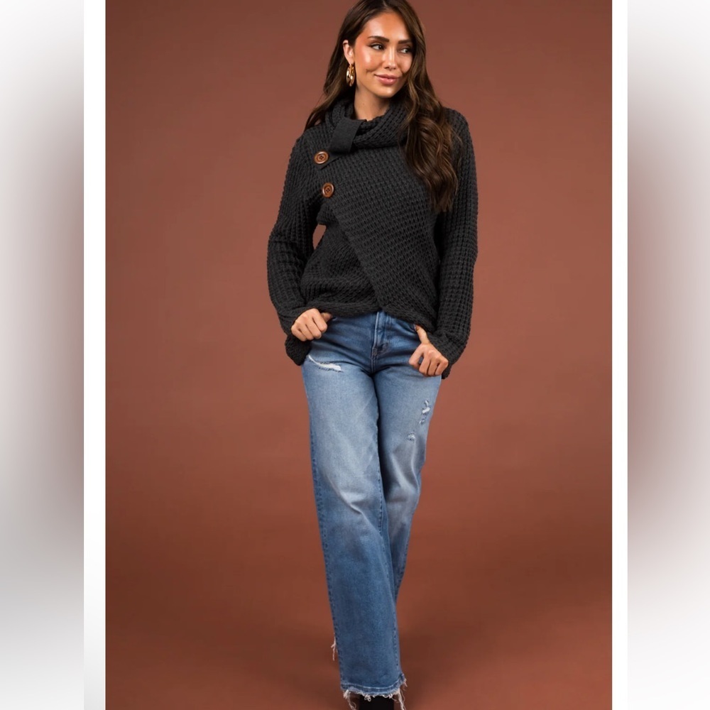 Zenana Outfitters Boutique Womens Chunky Knit Black Pullover Tulip Front Sweater